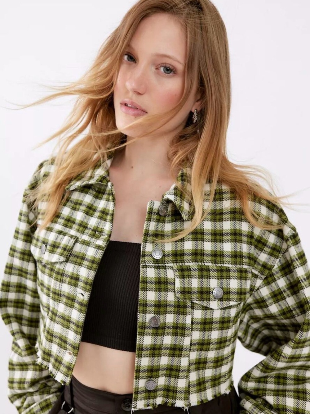 Urban Outfitters BDG Carissa Flannel Cropped Jacket Cotton Plaid Relaxed Comfort